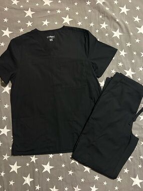 Women’s Black Allheart Scrub Set